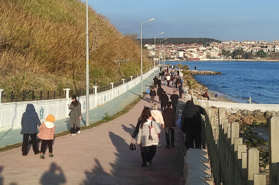 Tekirdağ'da Güneşli Havada Vatandaşlar Sahile Akın Etti