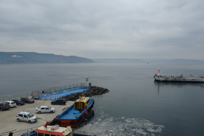 Çanakkale Boğazı Sisin Etkisini Yitirmesiyle Tekrar Gemi Trafiğine Açıldı