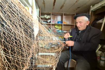 70 Yılını Denizde Geçirdi, Limandan Kopamıyor