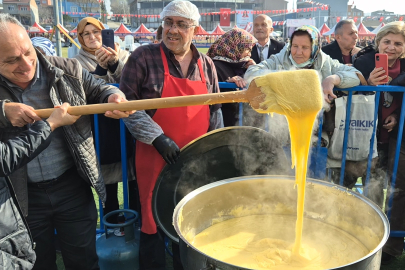 1 Ton Mıhlama İçin Yarım Kilometre Kuyruk Oluştu