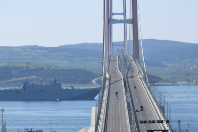 Çanakkale Boğazı Sis Nedeniyle Transit Gemi Geçişlerine Kapatıldı