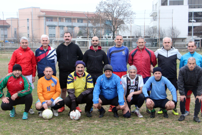 40 Yıldır Her Pazar Bir Araya Gelip Futbol Oynuyorlar