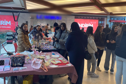 “Son Günde de Edirnelilerin Standa İlgisi Yoğun”