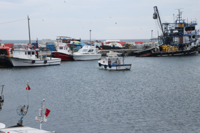 Tekirdağ'da Poyraz 6 Gündür Deniz Ulaşımını Olumsuz Etkiliyor