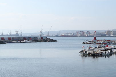 Psikolojisi Bozulan Anne, Bebeğini Denize Attı