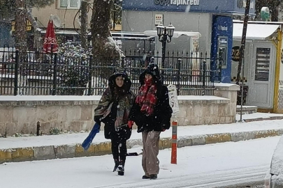 Tekirdağ Saray'da Kar Yağışı