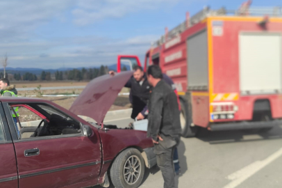 Çanakkale'de Tır İle Otomobil Çarpıştı: 1 Yaralı