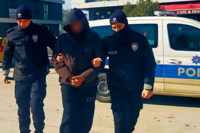 Edirne’de Babasını Bıçaklayan Genç Tutuklandı