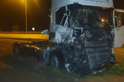 Çanakkale’de Kaza Yapan Çekici TIR’ı Çalıp, Konya’da Yakalanan 5 Şüpheli Serbest Kaldı