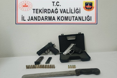 Tekirdağ'da Jandarmadan Uyuşturucu ve Silah Operasyonu