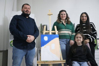 Tekirdağlı Minik Ressam 8 Yaşında 2 Sergi Açtı