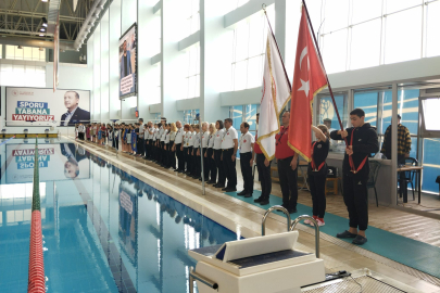 Edirne’de Okul Sporları Yüzme Yarışları Başladı