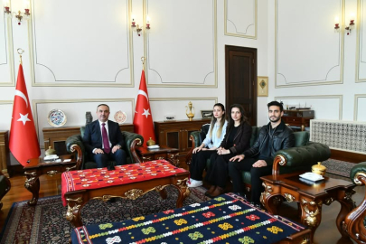 Vali Soytürk, Üniversite Öğrencilerini Makamında Ağırladı