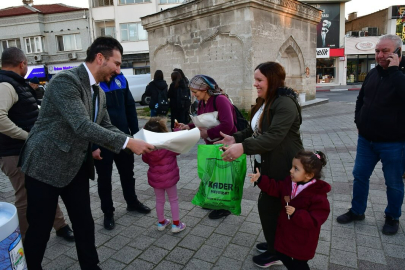 Babaeski’de Başkan Yayla'dan Pide İkramı