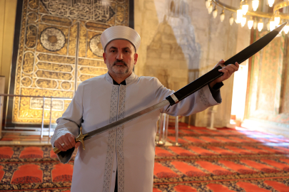 Edirne Eski Cami'de "Kılıçla Hutbe" Geleneği Asırlardır Sürüyor