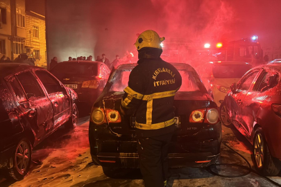 Kırklareli'nde Yanan Otomobilden 2 Araç Zarar Gördü, 1 Kişi Yaralandı