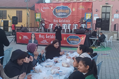 Türkiye’nin En Batısında Belediye İftarı