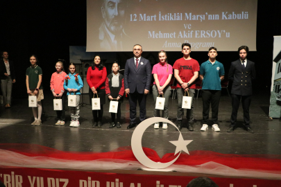 Tekirdağ'da İstiklal Marşı'nın Kabulü ve Mehmet Akif Ersoy'u Anma Günü Programı Düzenlendi