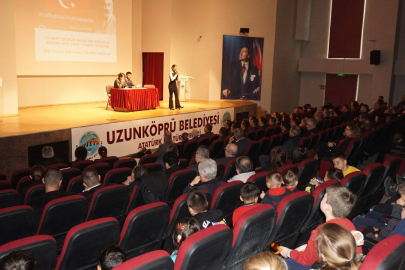 Uzunköprü’de İstiklal Marşı’nın Kabulü Programı Gerçekleştirildi