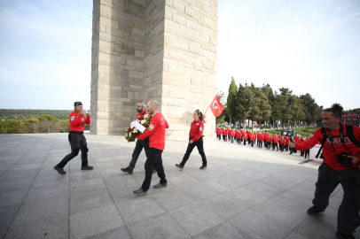 AKUT Ekipleri Gelibolu Yarımadası'nda Şehitler Anısına Yürüyüş Yaptı