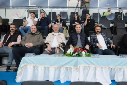 Kırklareli Belediyesi FBO Kadın Basketbol Takımı Farklı Galip Geldi