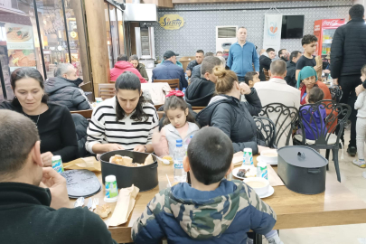 Edirne Yesevi Hareketi Derneği, Gönüllüleriyle İftar Sofrasında Buluştu