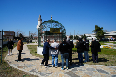 Muhammed Bin Kutbüddîn İznîkî Hazretlerinin Türbesine Ziyaretçi Akını