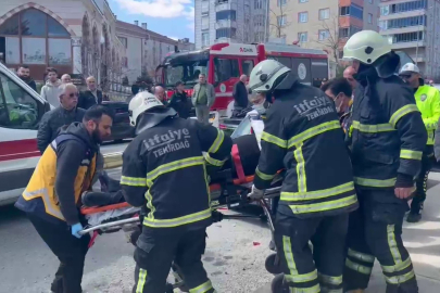 Tekirdağ'da Gözleri Kararan Sürücü, Park Halindeki 3 Araca Çarptı